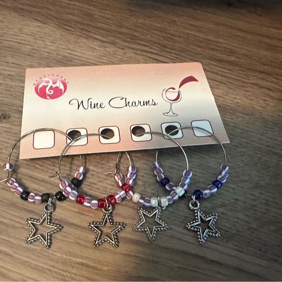 2 sets of Wine Charms 4 each 8 total Stars &Stripes and Sea Creatures NWT - Picture 2 of 3